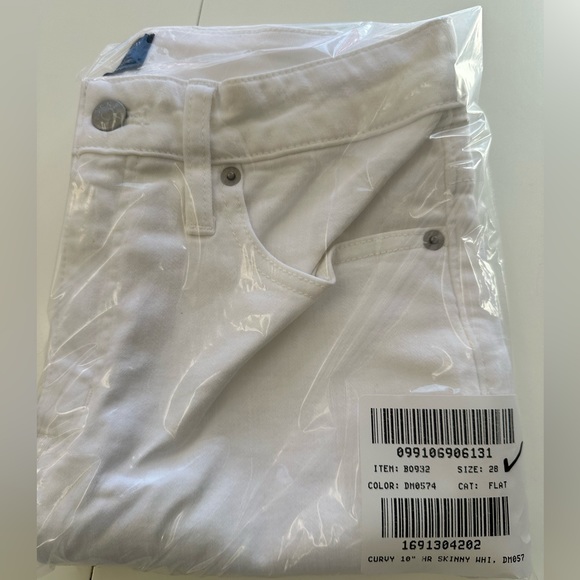 J. Crew Factory Curvy 10" high-rise white skinny jean in signature stretch - Picture 9 of 10